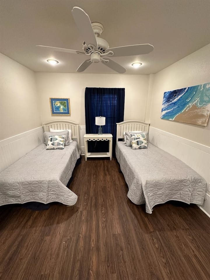 Camera doppia al piano inferiore (2 letti singoli)