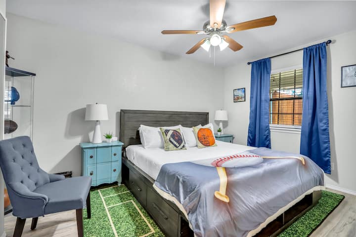Bedroom 3 with a king bed