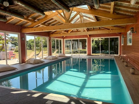 Villa Sylvia with indoor pool and space