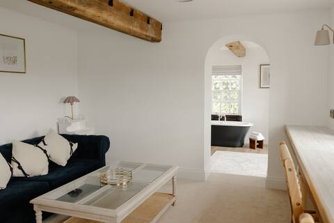 Successful Airbnb property: Country House in Cheshire in Cheshire East