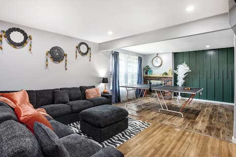 Quiet Neighborhood-Near Eats-Shops-Airport 8 min