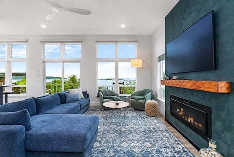 Stonegrove Residence