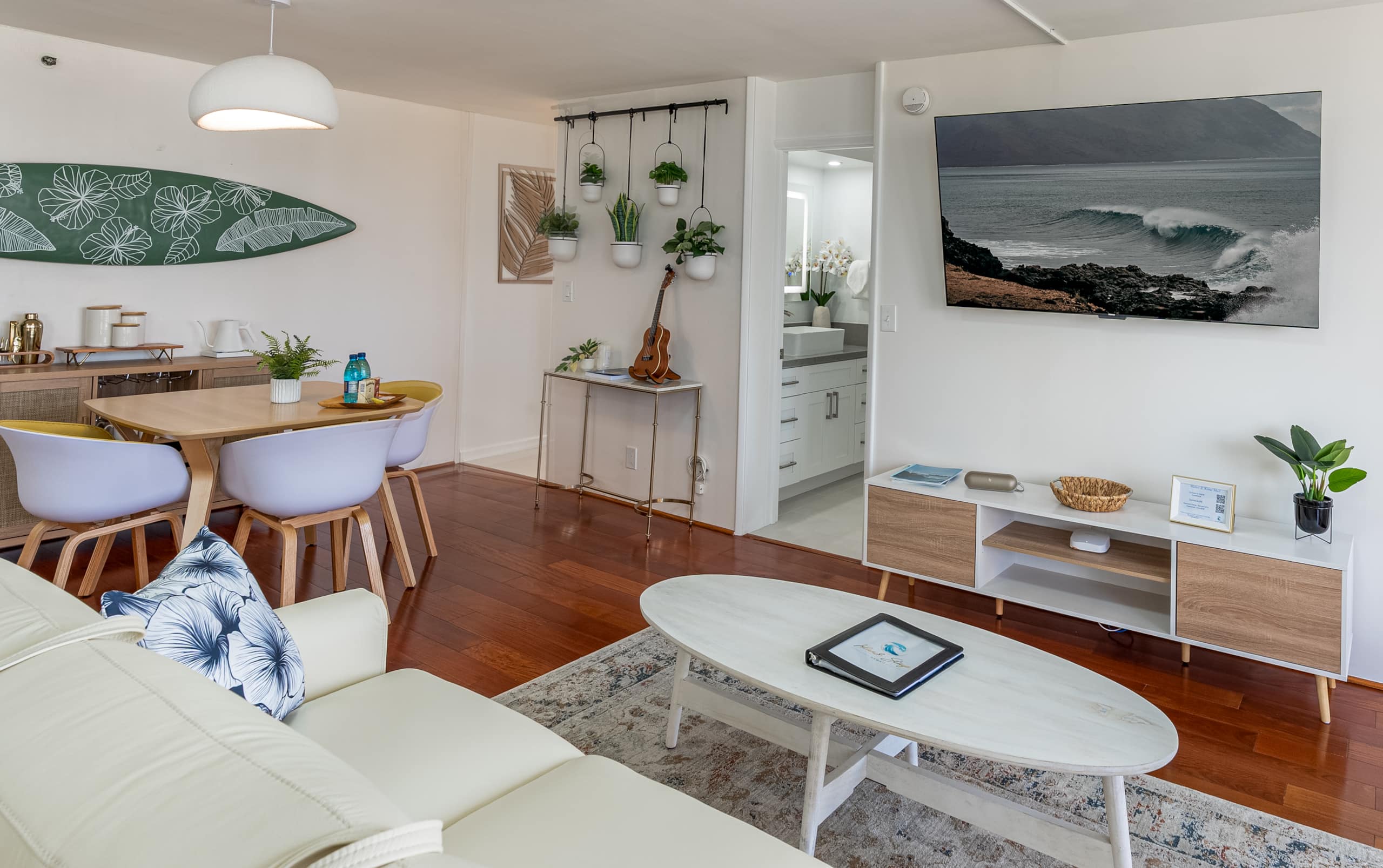 Newly Remodeled, Ocean Views, Free Parking - Image 5