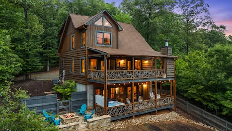 Top performing Airbnb: EZ Come EZ Geaux - Stunning Mtn Views - Hot Tub in Epworth
