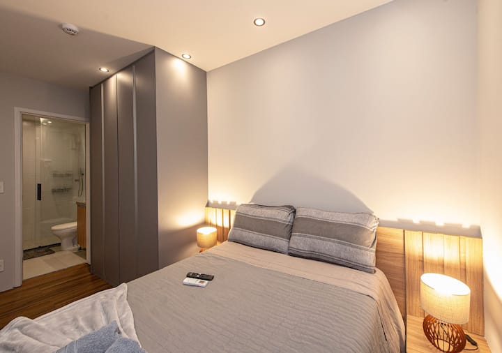 Cama,Foto de todo o quarto,Quarto