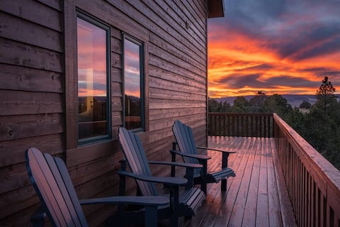 Bryce Canyon Hilltop Lodge • Spa, Views & Comfort