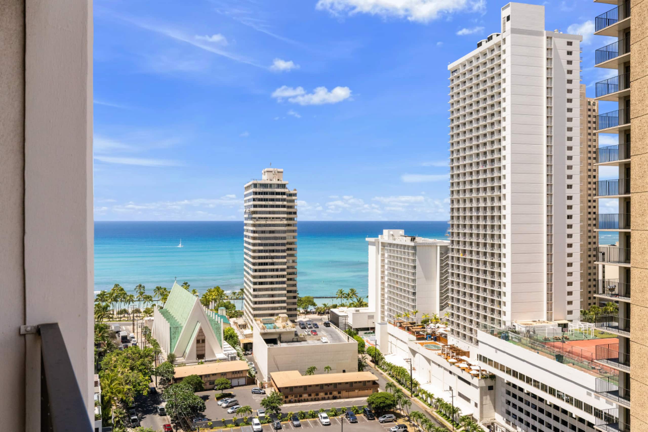 Condo in Honolulu · ★4.73 · 1 bedroom · 1 bed · 1 private bath - Image 26