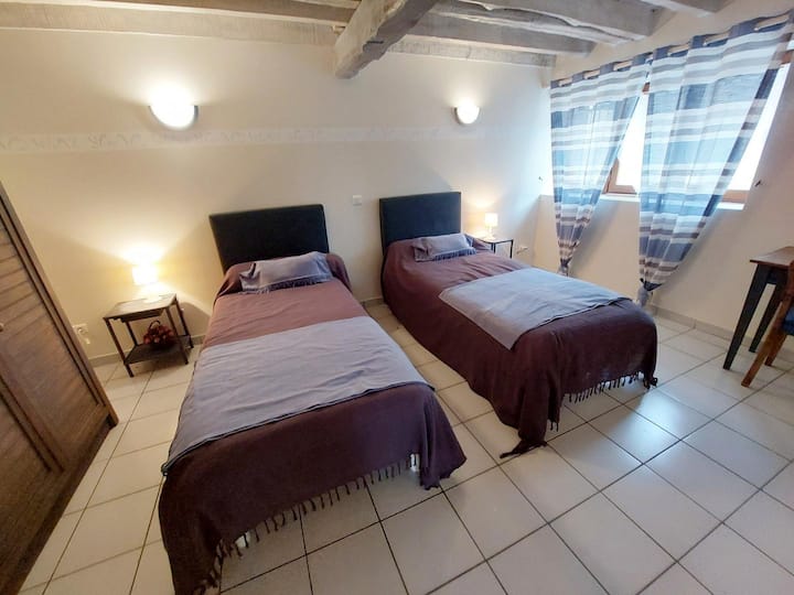 Gîte le Couvoir katika chumba cha kulala cha Sarlat 1