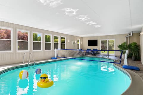 Grandma's Family Fun House with Heated Indoor Pool