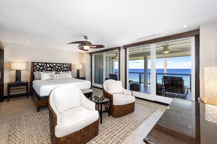 Oceanfront Kona Villa + Sauna & Epic Views