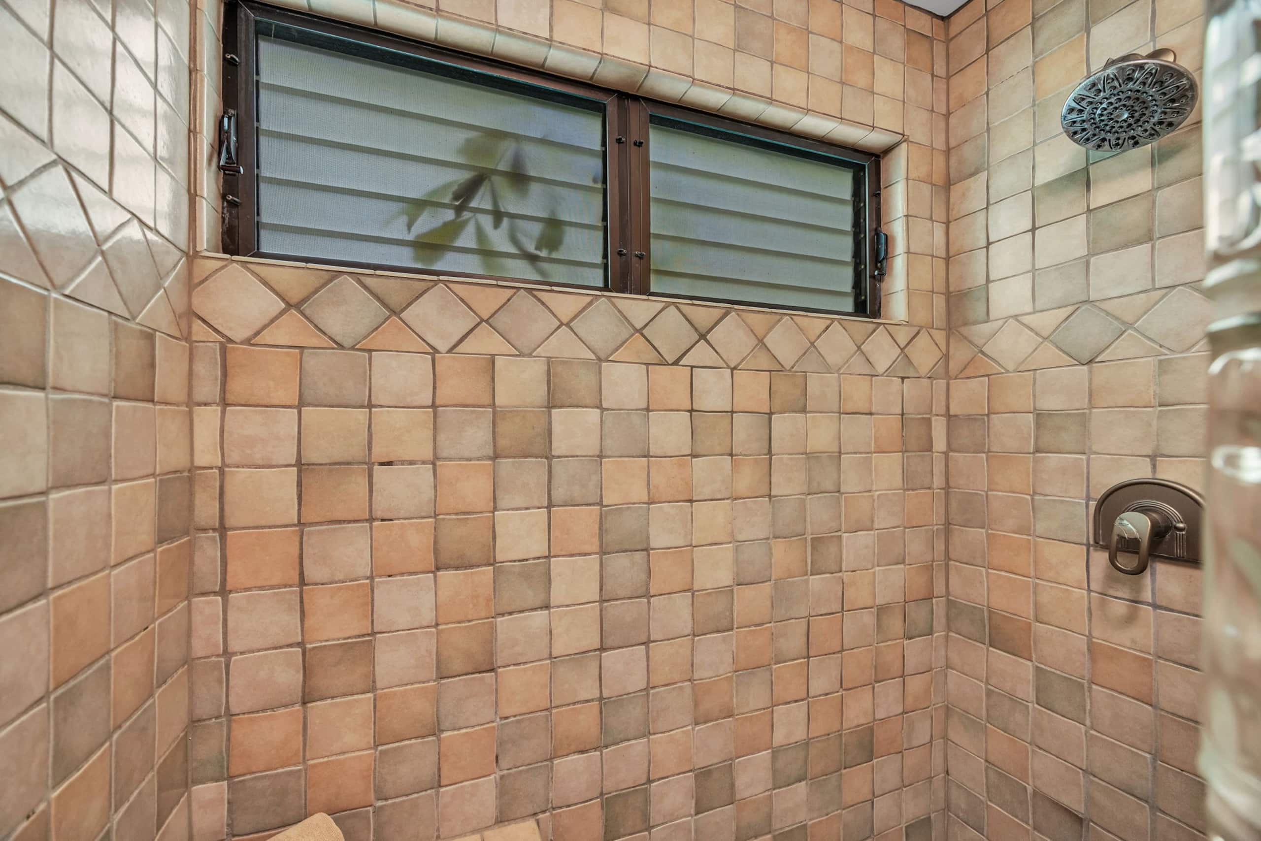 Condo in Kihei · ★4.5 · 1 bedroom · 2 baths - Image 34