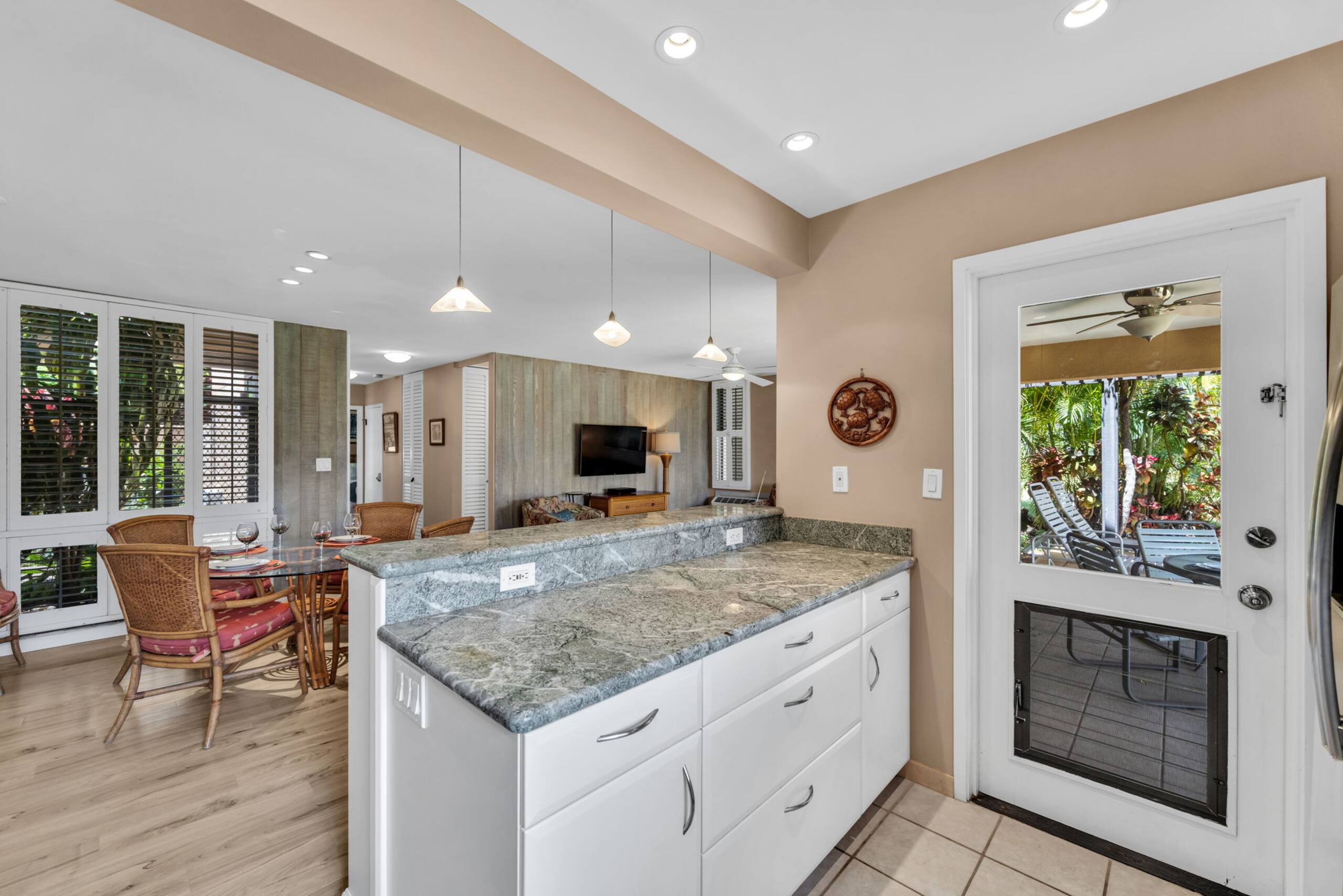 Condo in Kihei · ★4.5 · 1 bedroom · 2 baths - Image 13
