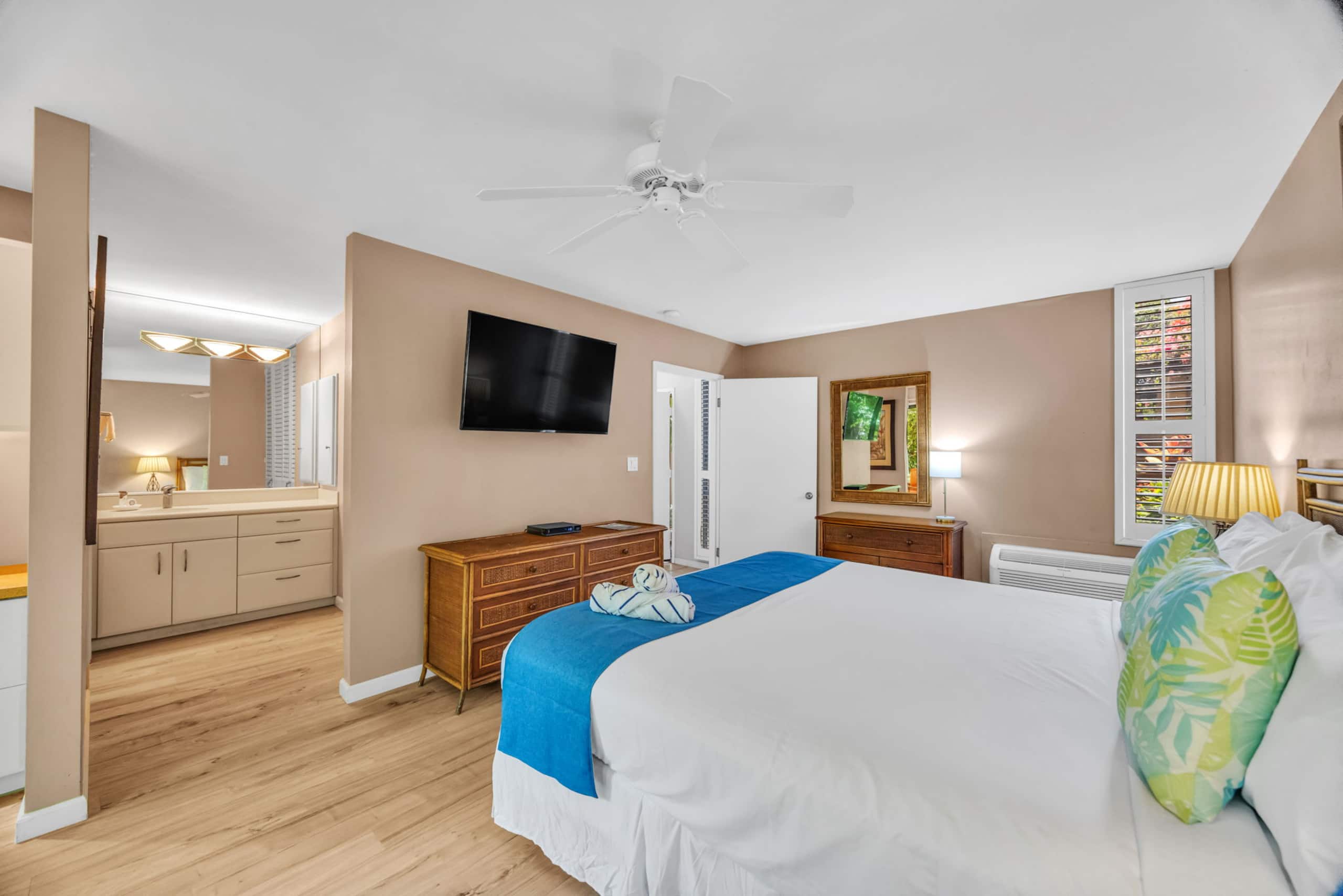 Condo in Kihei · ★4.5 · 1 bedroom · 2 baths - Image 26