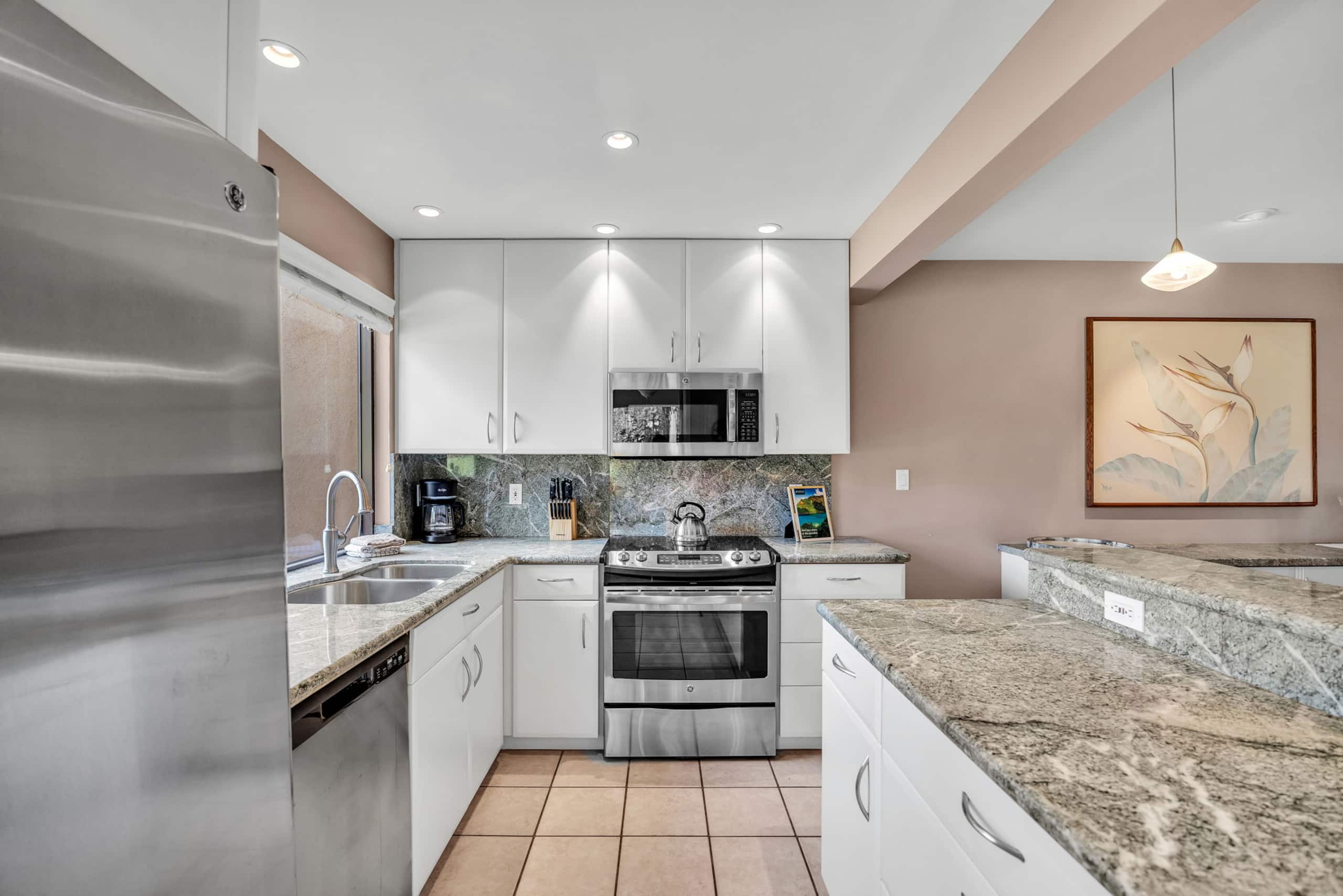 Condo in Kihei · ★4.5 · 1 bedroom · 2 baths - Image 11