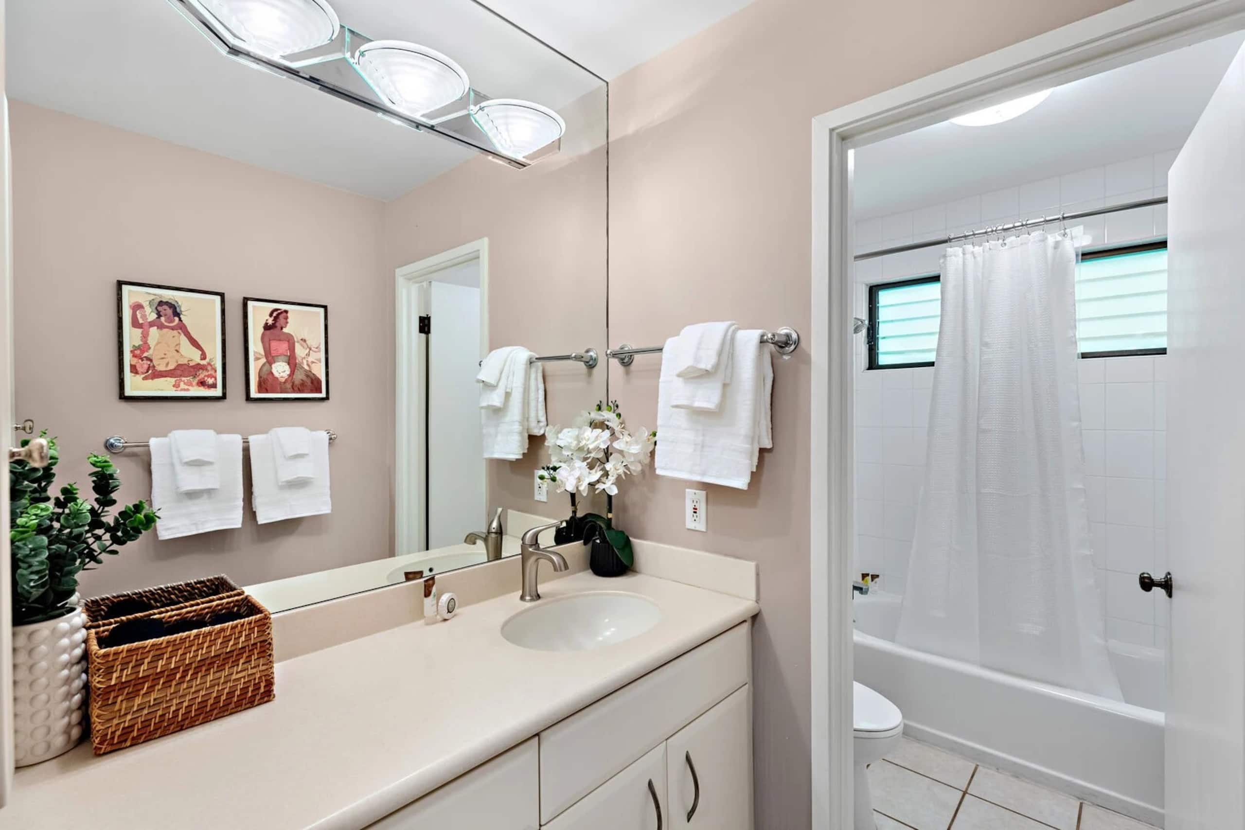 Condo in Kihei · ★4.5 · 1 bedroom · 2 baths - Image 35