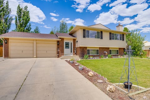 Spacious Rock Springs Stay Near Shops & Dining!