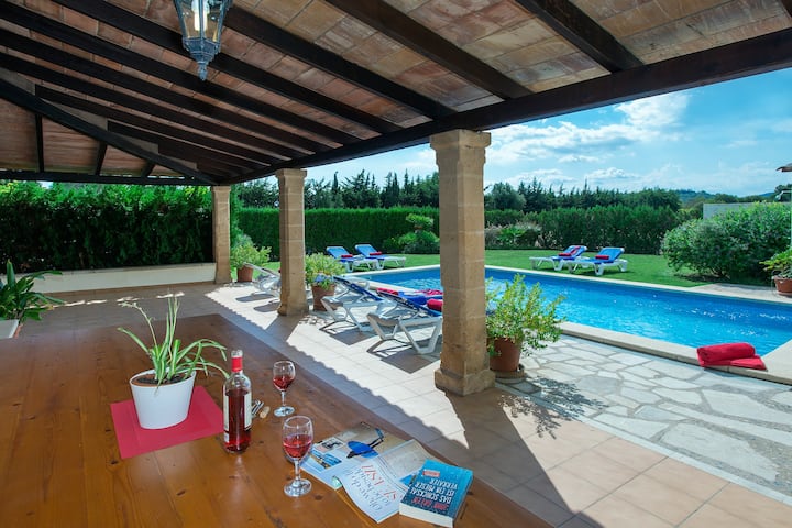 Villa Maria - Rustic Stay