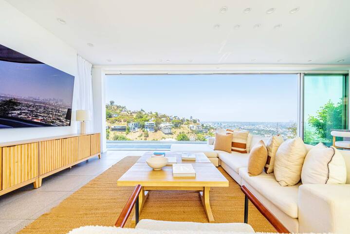 Hill 4BVilla w Infinity Pool, City Views gallery image 4