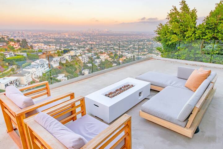 Hill 4BVilla w Infinity Pool, City Views gallery image 2