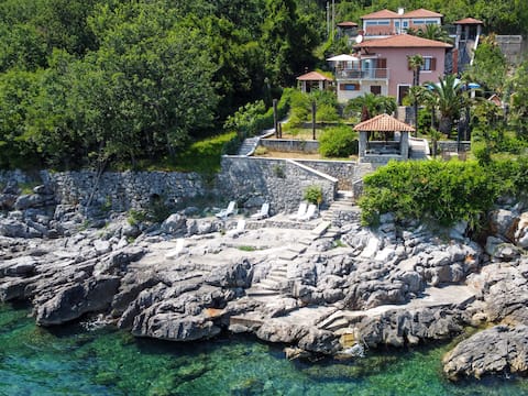 Lilly 2 by Interhome