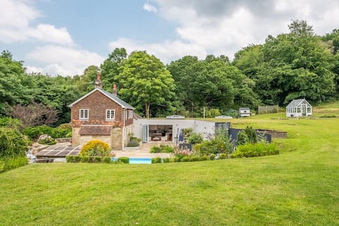 The Ashdown Escape