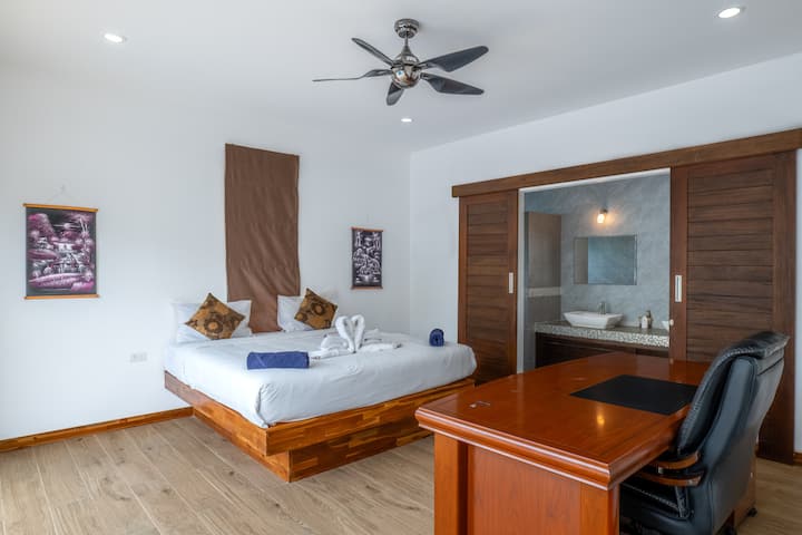 20250707-P1037177-HDR