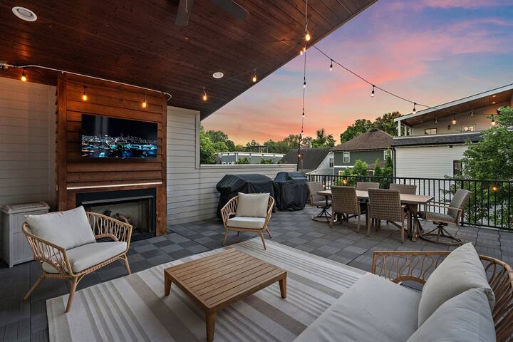 Modern East Nash Home w/ Golf Lounge & Patio gallery image 4