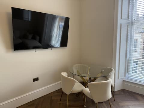 Successful Airbnb property: Murraygate Townhouse Apartment 1 in Maryfield