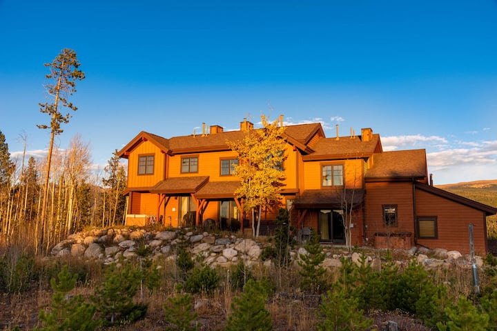 Bear Crossing 1390 | Pet Friendly | Hot Tub - Colorado