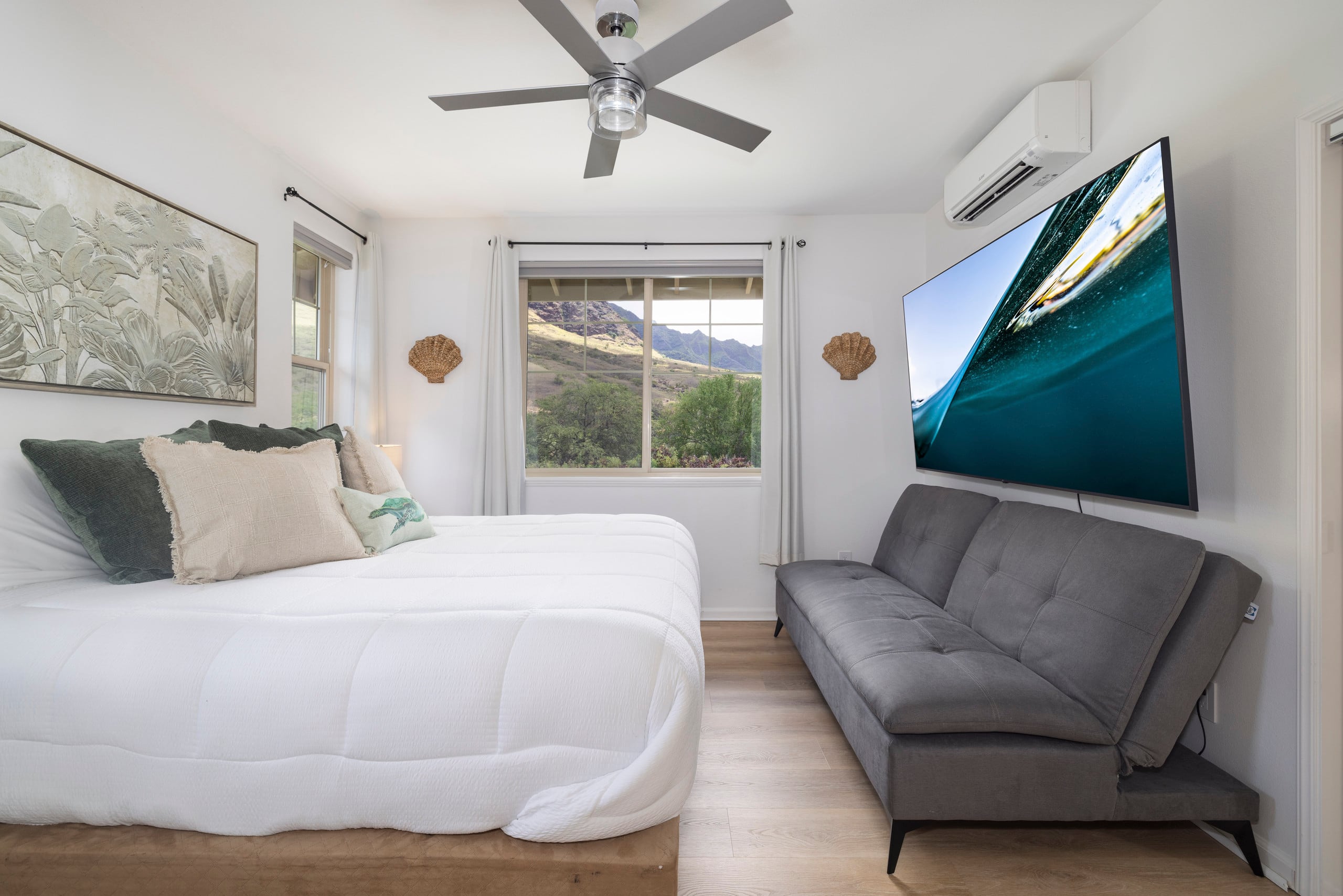 Home in Waianae · ★5.0 · 7 bedrooms · 12 beds · 5.5 private baths - Image 70