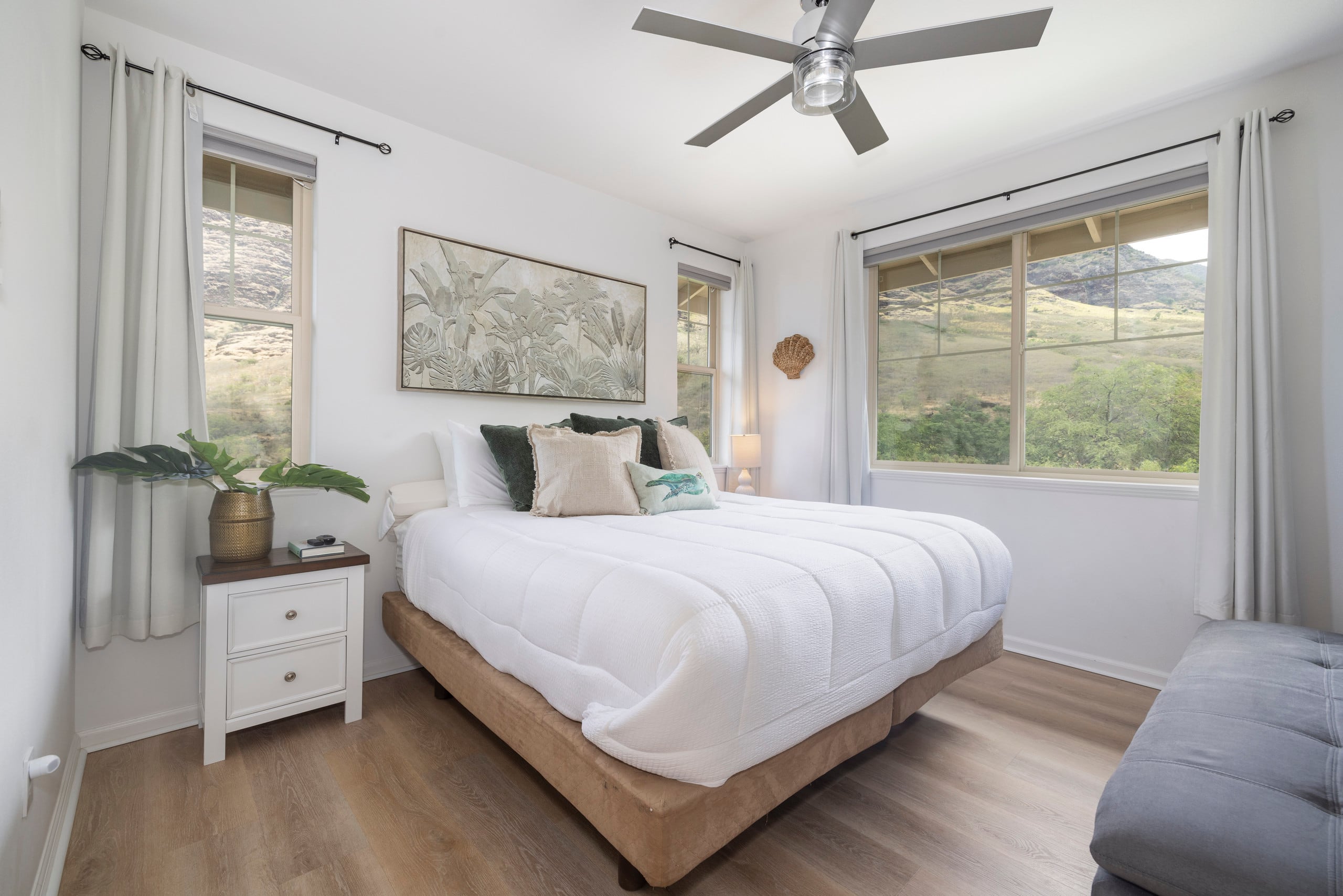 Home in Waianae · ★5.0 · 7 bedrooms · 12 beds · 5.5 private baths - Image 72