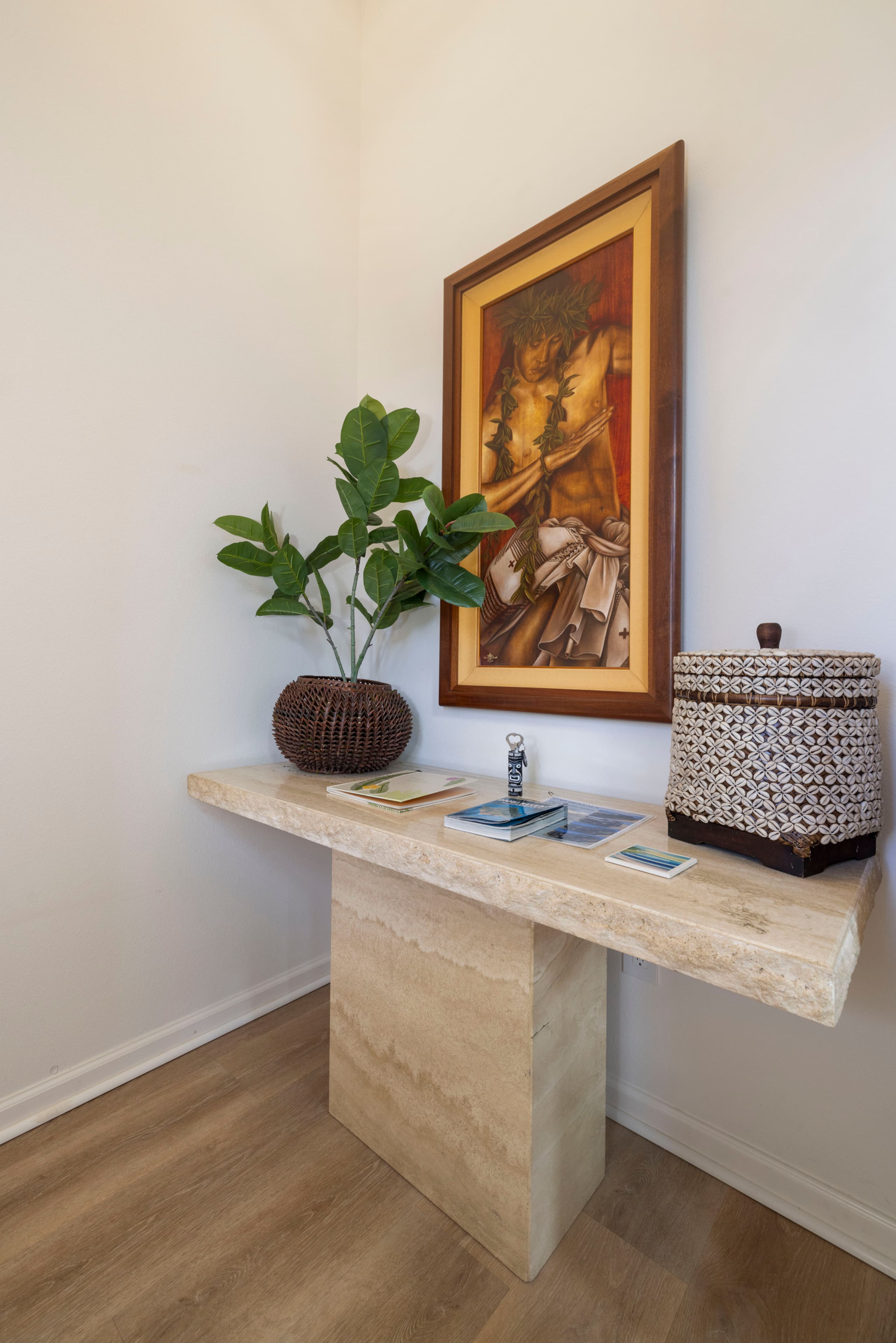 Home in Waianae · ★5.0 · 7 bedrooms · 12 beds · 5.5 private baths - Image 42