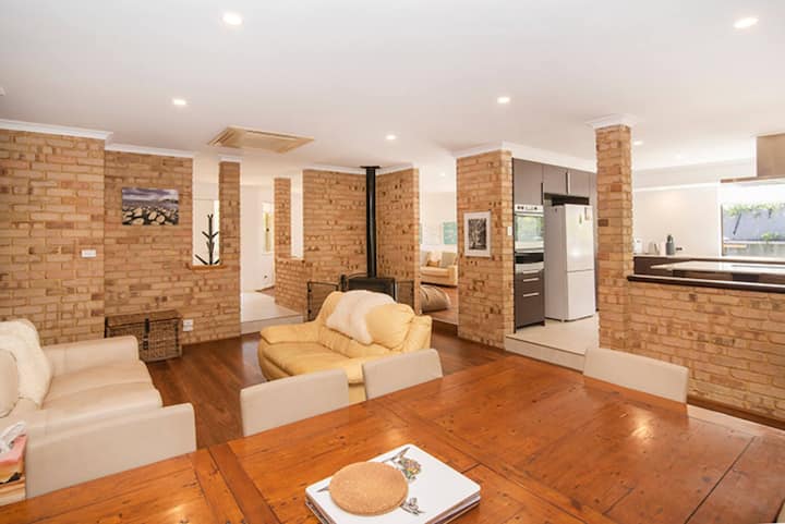 Marg's Retreat | Pet Friendly | Families Welcome - Margaret River