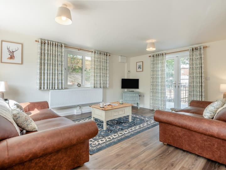 3 Bed In Fordingbridge (Oc-96126) - Fordingbridge