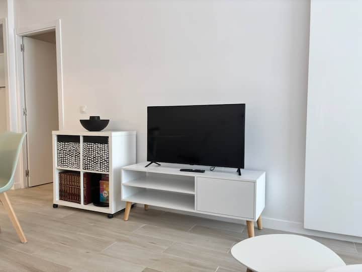 Sira Estudio Céntrico -Balcón – 2 Mn Estación Tren - Torremolinos