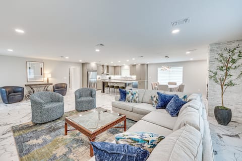 < 1 Mi to SAU: Newly Renovated Home w/ Yard!