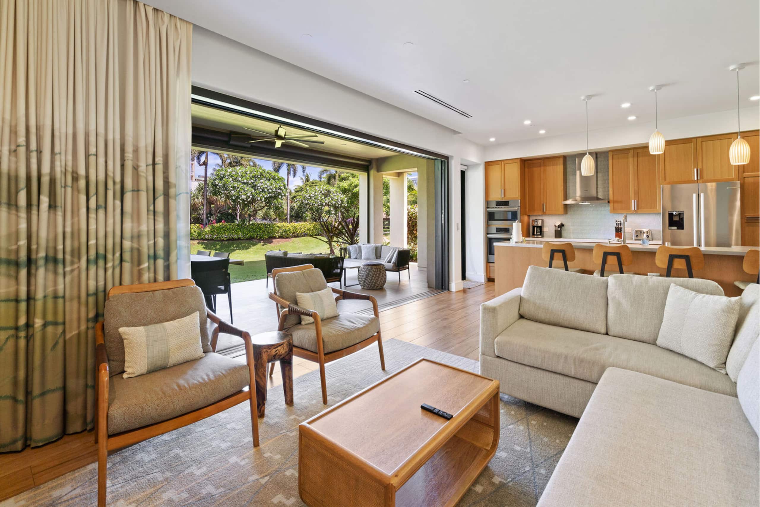 Condo in Lahaina · ★5.0 · 3 bedrooms · 5 beds · 3 baths - Image 14