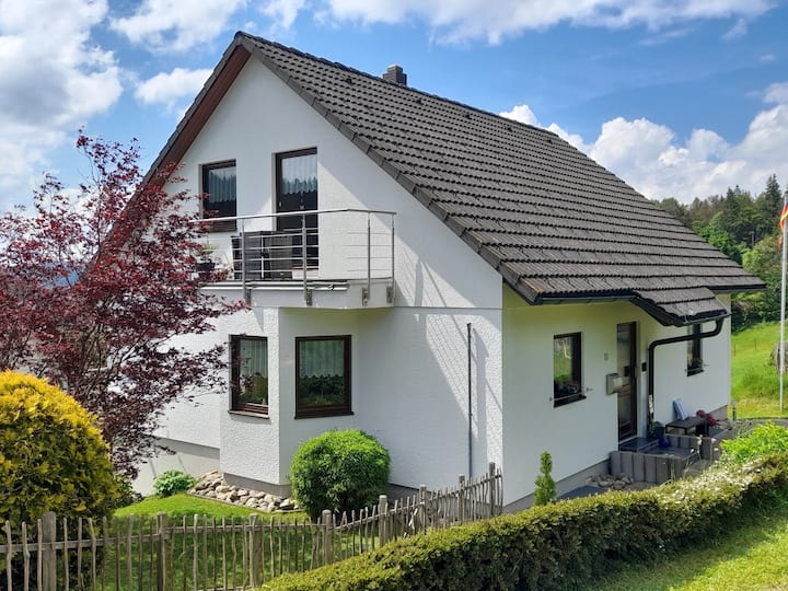 Penthouse Avec Balcon, Jardin Clos & Terrasse - Herrischried