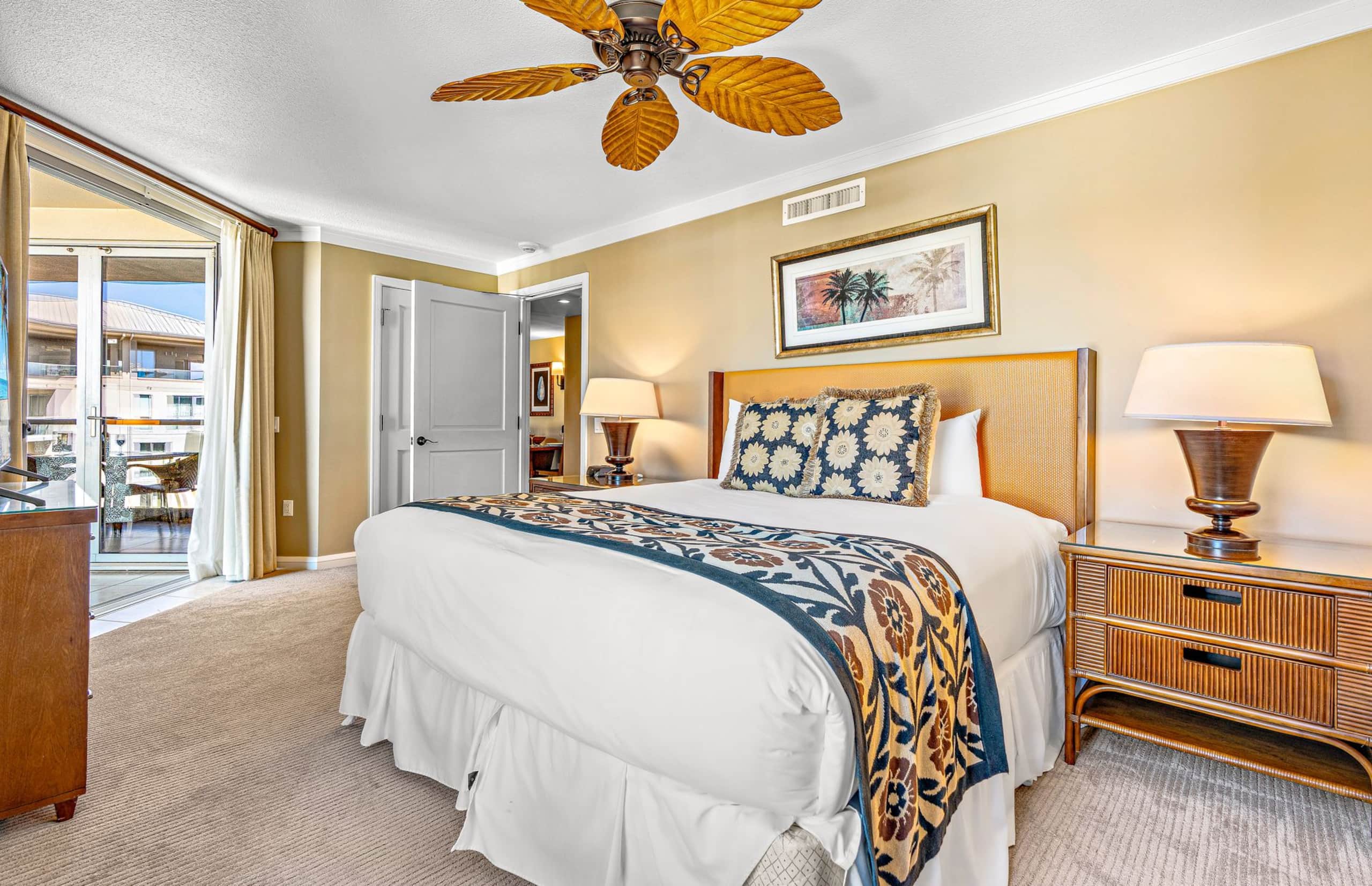 Condo in Lahaina · ★4.96 · 2 bedrooms · 3 beds · 2 baths - Image 25