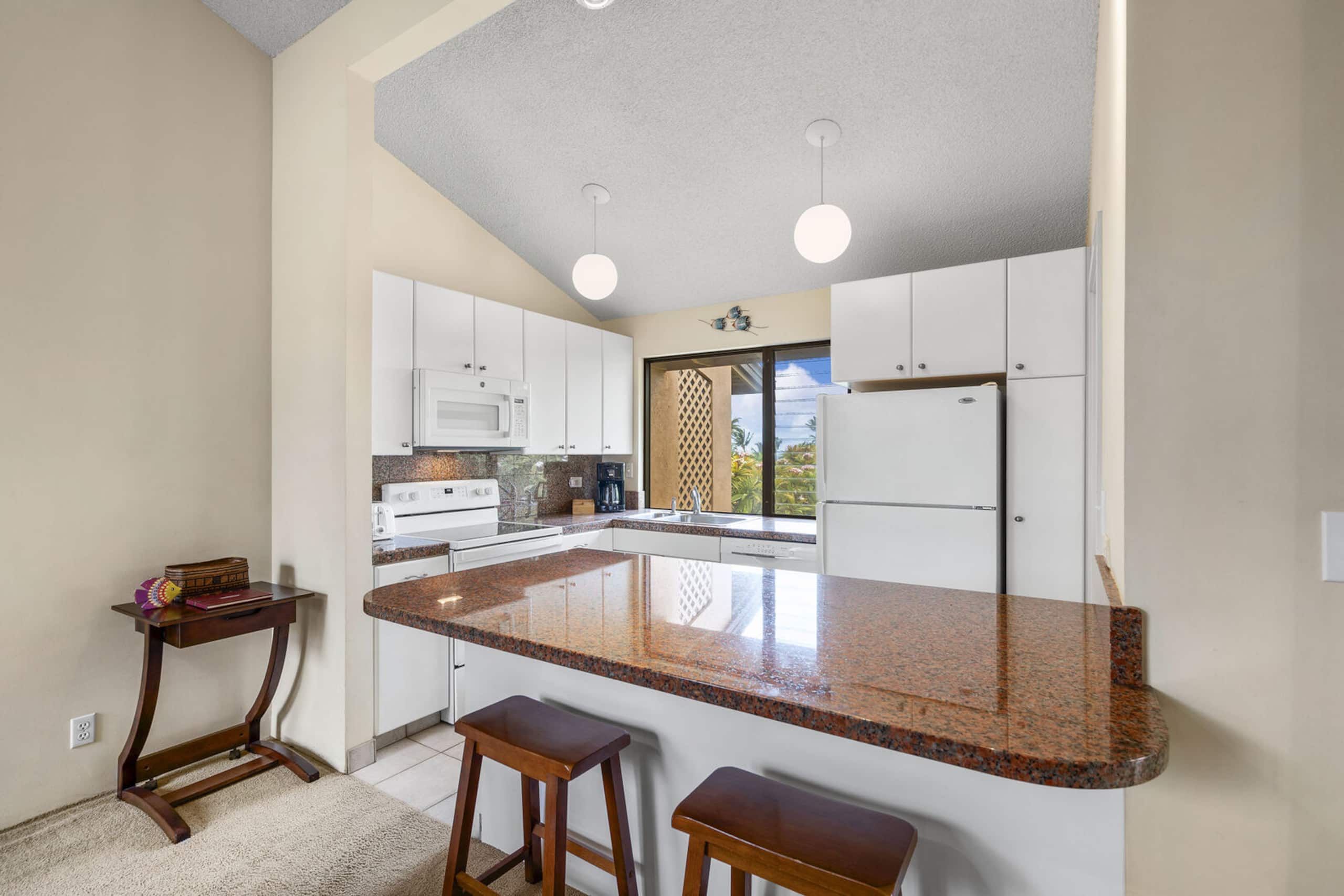 Condo in Kihei · ★4.67 · 1 bedroom · 2 beds · 2 private baths - Image 15