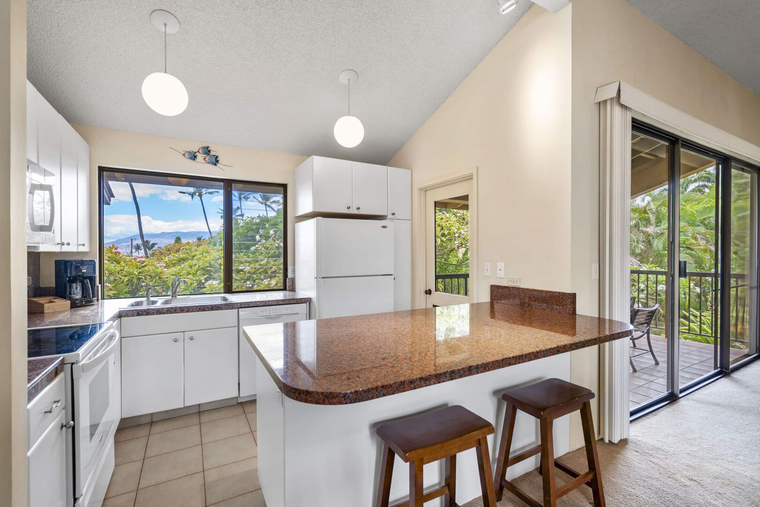 Condo in Kihei · ★4.67 · 1 bedroom · 2 beds · 2 private baths - Image 3