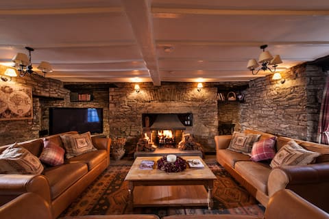 Thornhill House - Historic 5 bed 5 ensuite