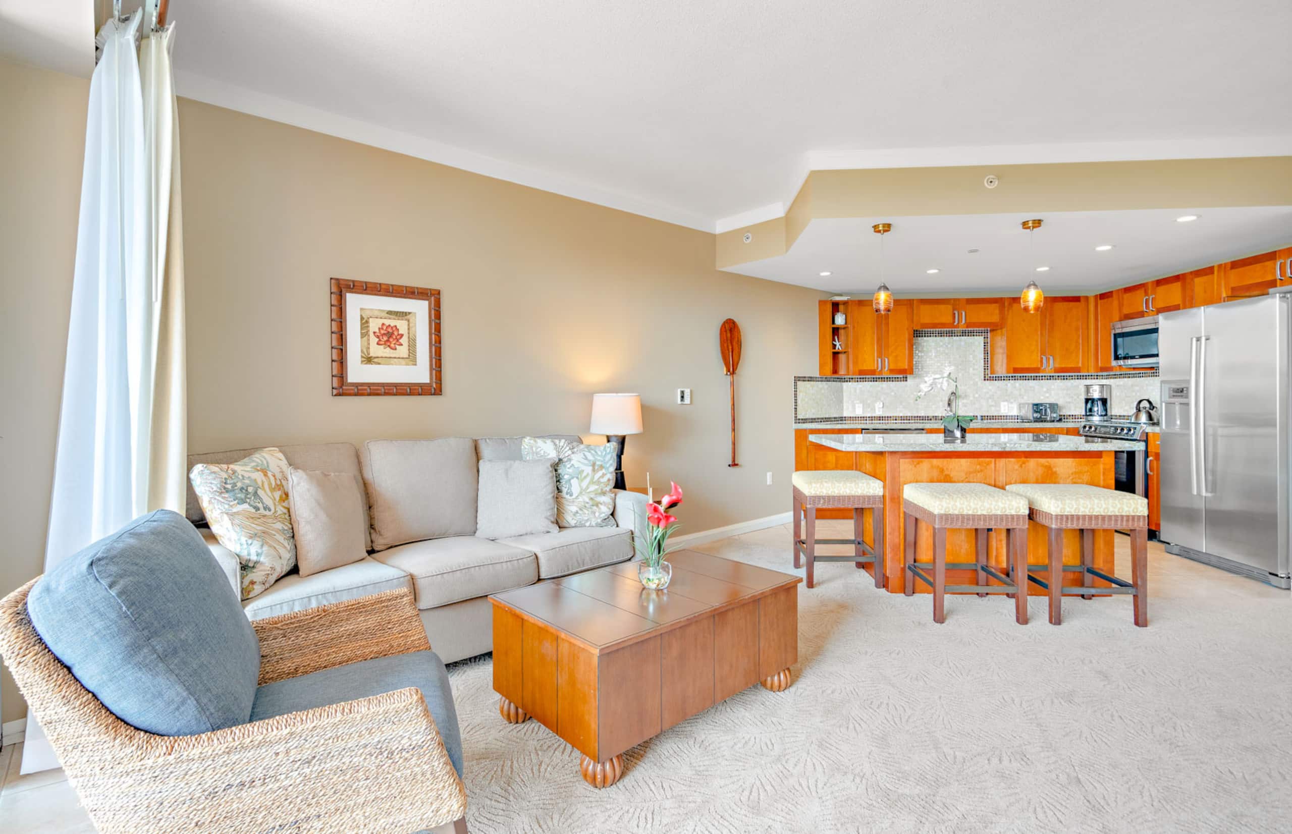 Condo in Lahaina · ★4.75 · Studio · 3 beds · 1 bath - Image 5