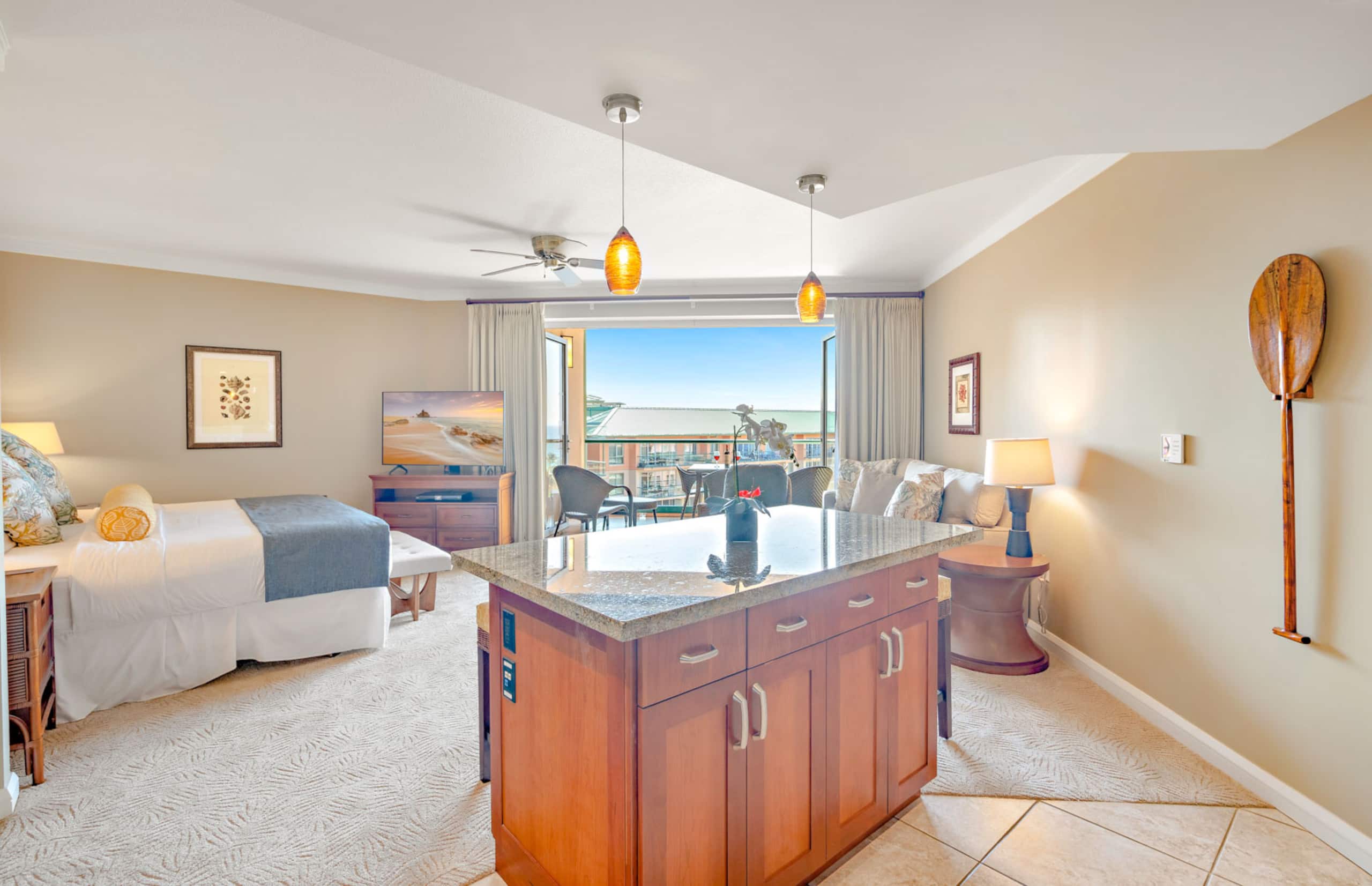 Condo in Lahaina · ★4.75 · Studio · 3 beds · 1 bath - Image 10