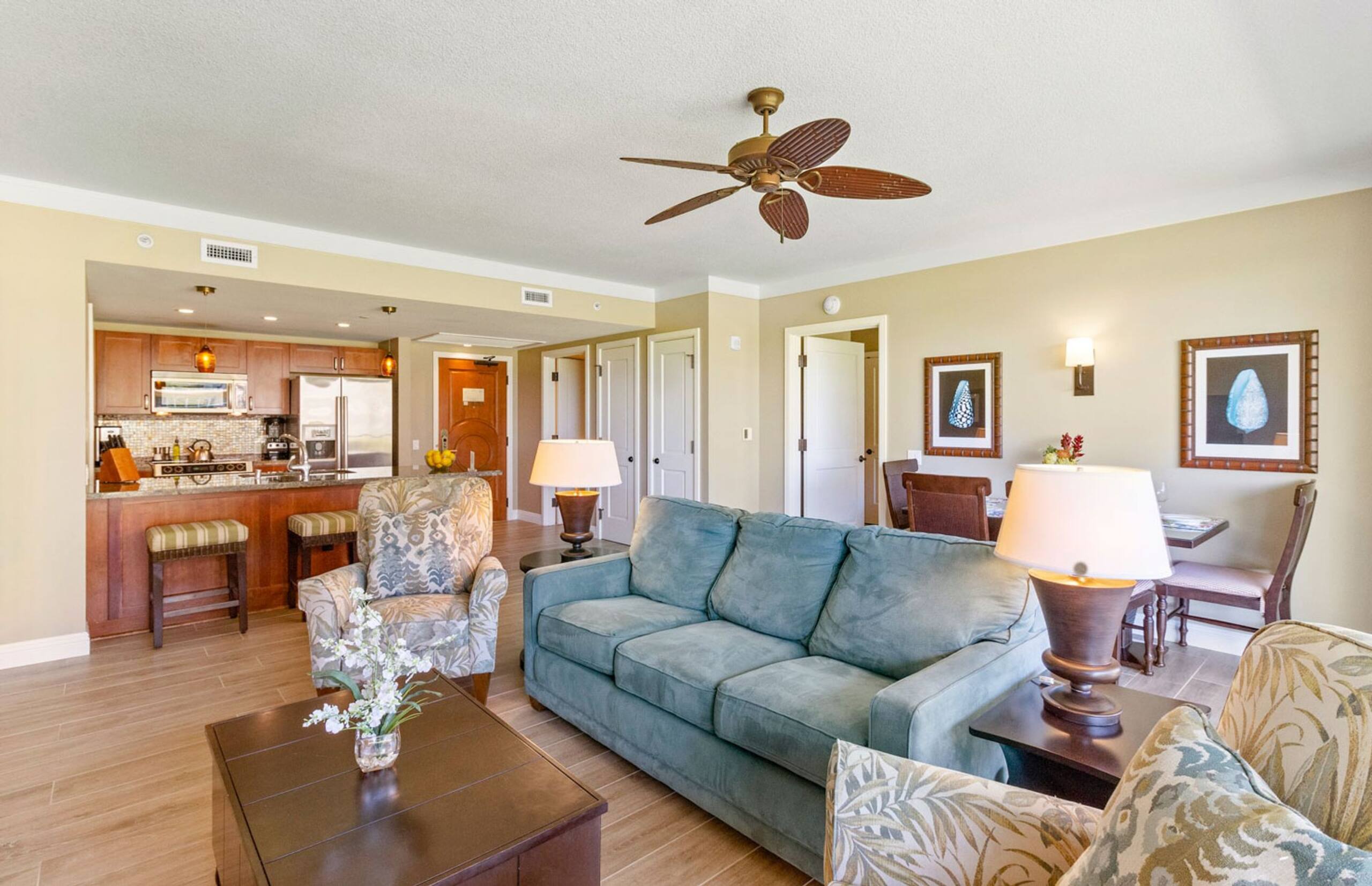 Condo in Lahaina · ★4.7 · 2 bedrooms · 3 beds · 2 baths - Image 12