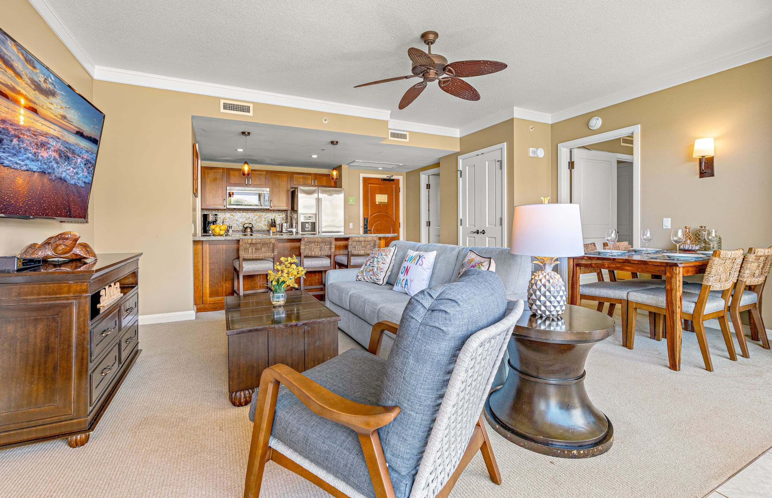 Condo in Lahaina · ★4.97 · 1 bedroom · 2 beds · 1 bath - Image 6
