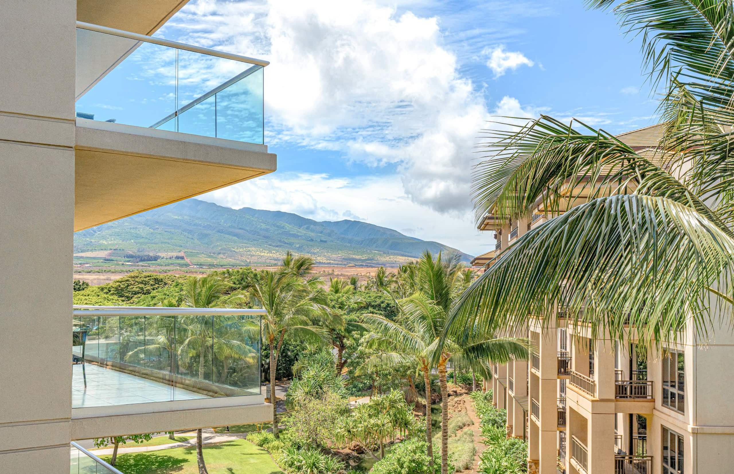 Condo in Lahaina · ★4.97 · 1 bedroom · 2 beds · 1 bath - Image 9