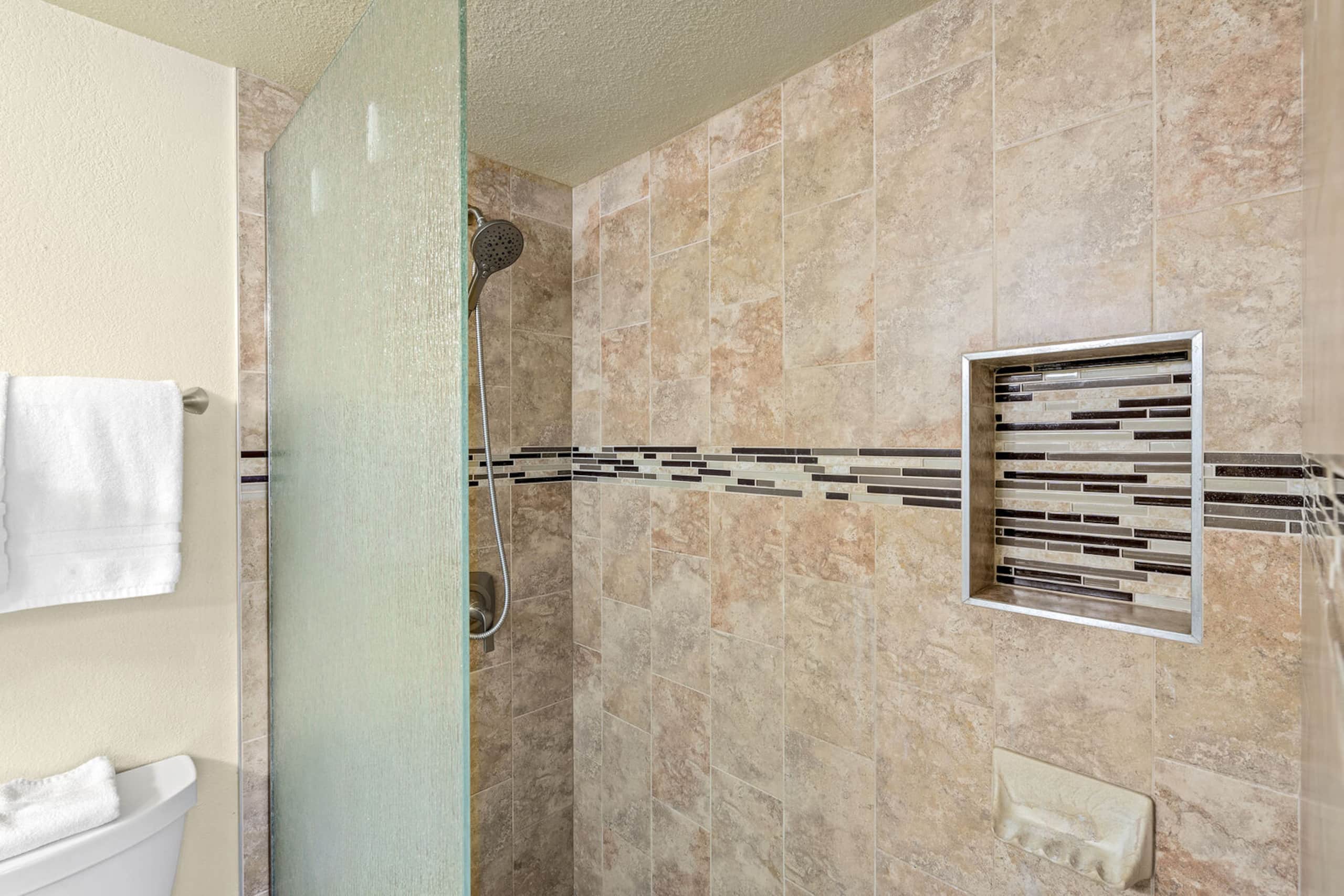 Condo in Kihei · ★5.0 · 1 bedroom · 1 bed · 2 baths - Image 27
