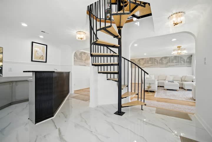 On Beach 3bd+loft: Sauna|hottub|billard|fenceddeck - Norfolk, VA