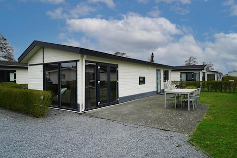 Popular Airbnb listing: Velthorst 5 | EuroParcs Sun Park in Noordwijkerhout Buitengebied